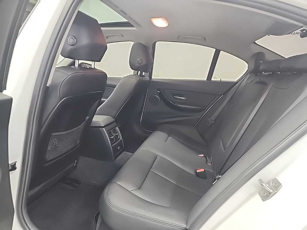 BMW 3 series - Vista 12