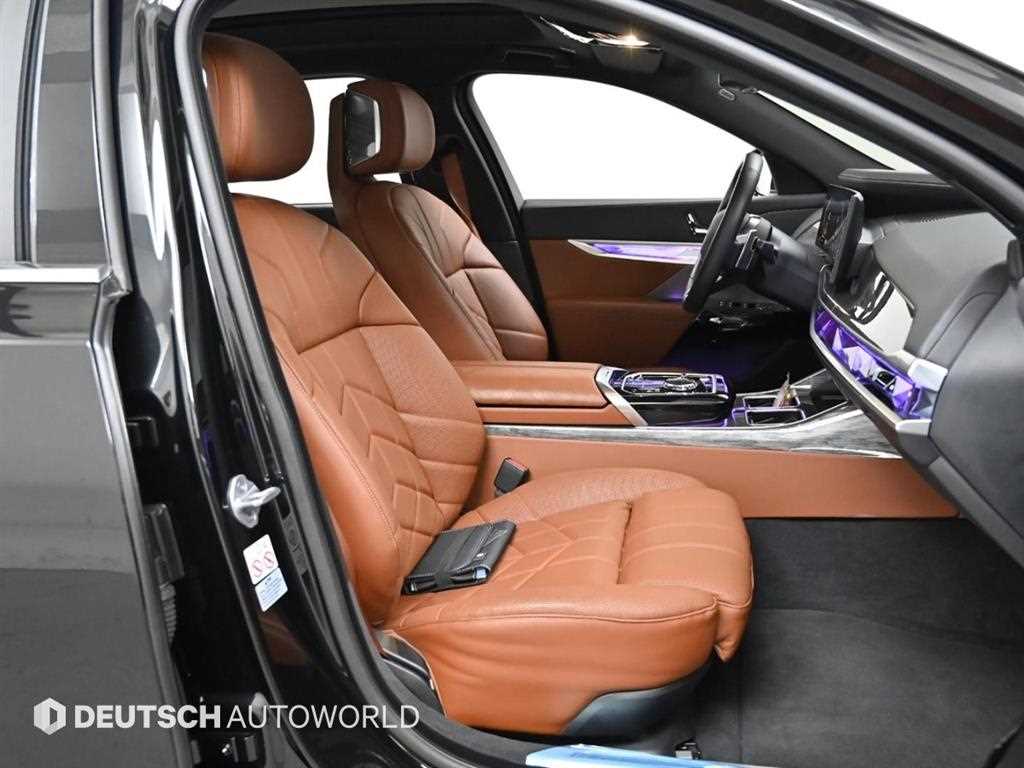 BMW 7 Series - Vista 11