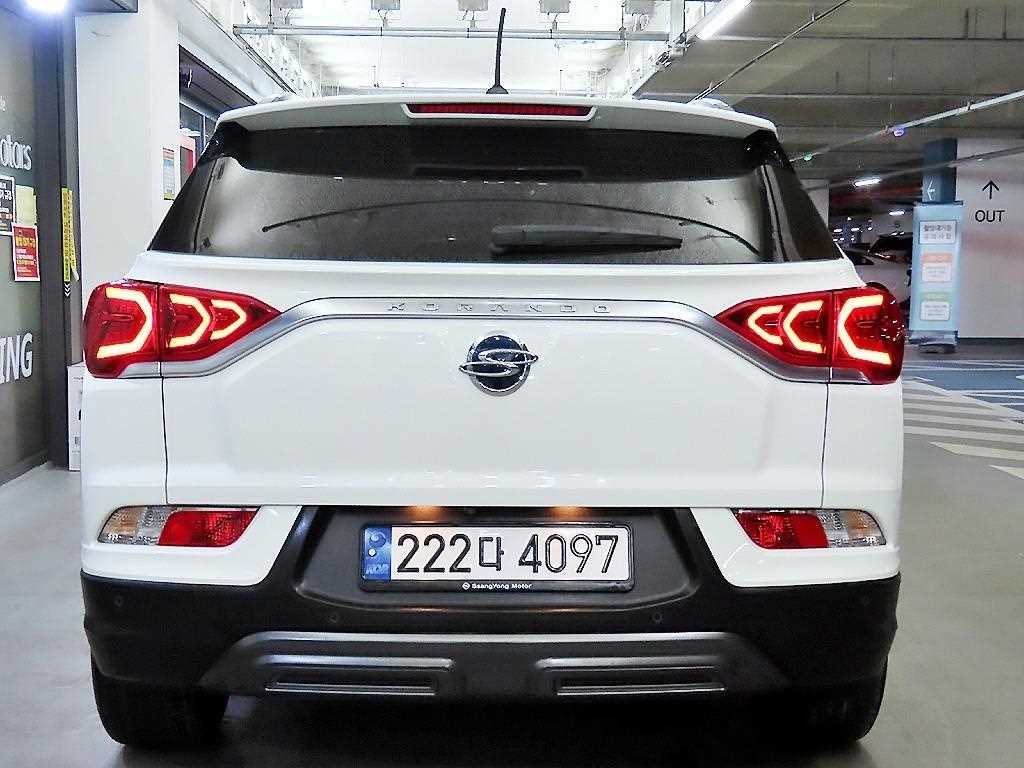 Ssangyong Korando - Vista 5