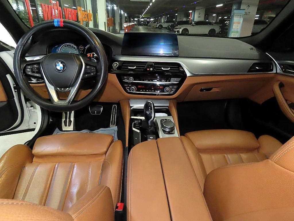 BMW 5 Series - Vista 10