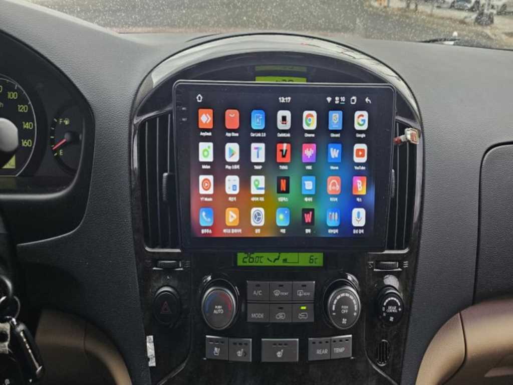 HYUNDAI Starex - Vista 6