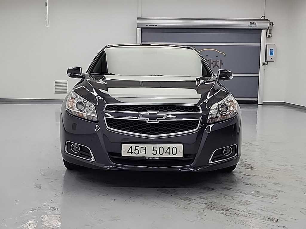 Chevrolet Malibu - Vista 2