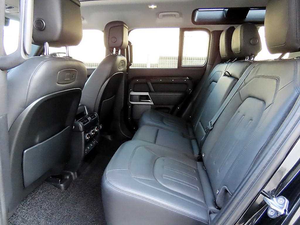 Land Rover Defender - Vista 6