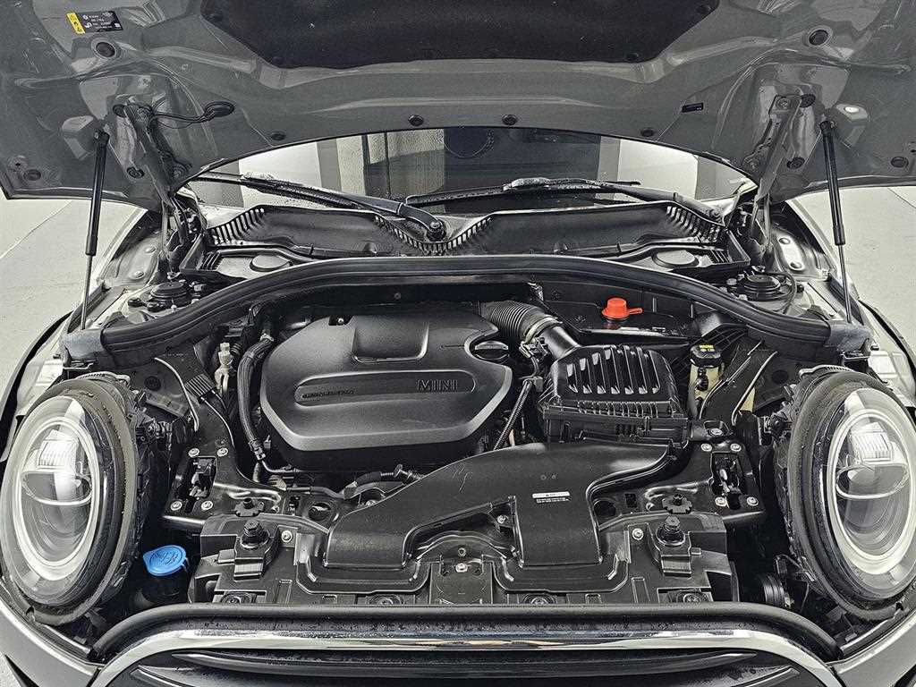 Mini Clubman - Vista 6