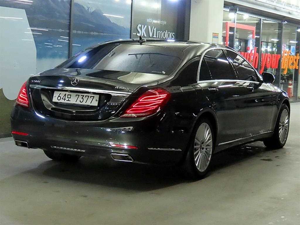 Mercedes Benz S Class - Vista 4