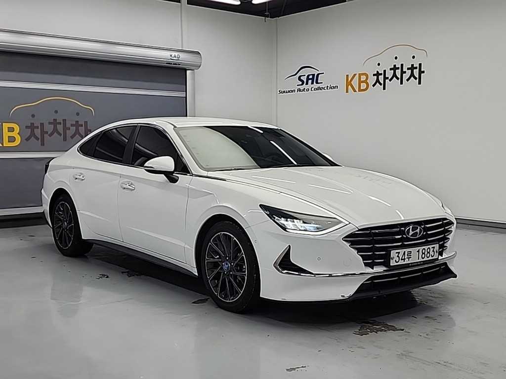 HYUNDAI Sonata - Vista 4