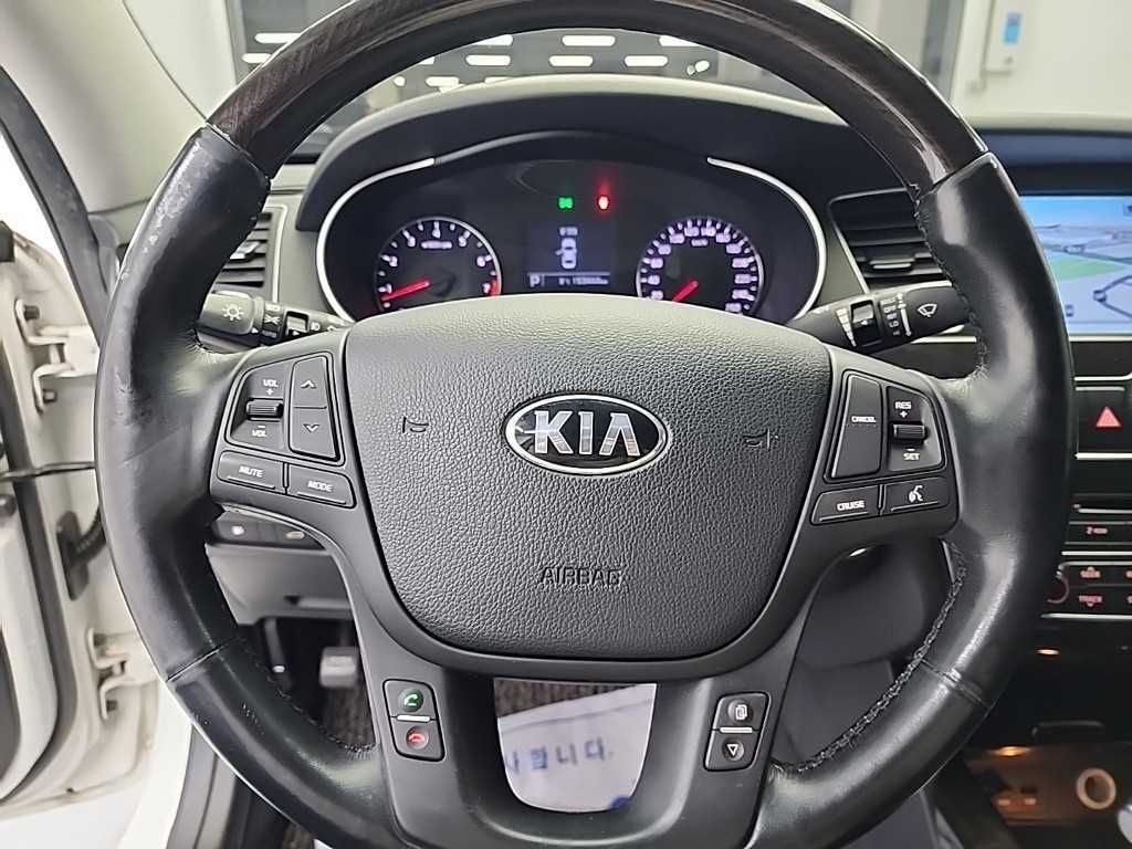 KIA K7 - Vista 9