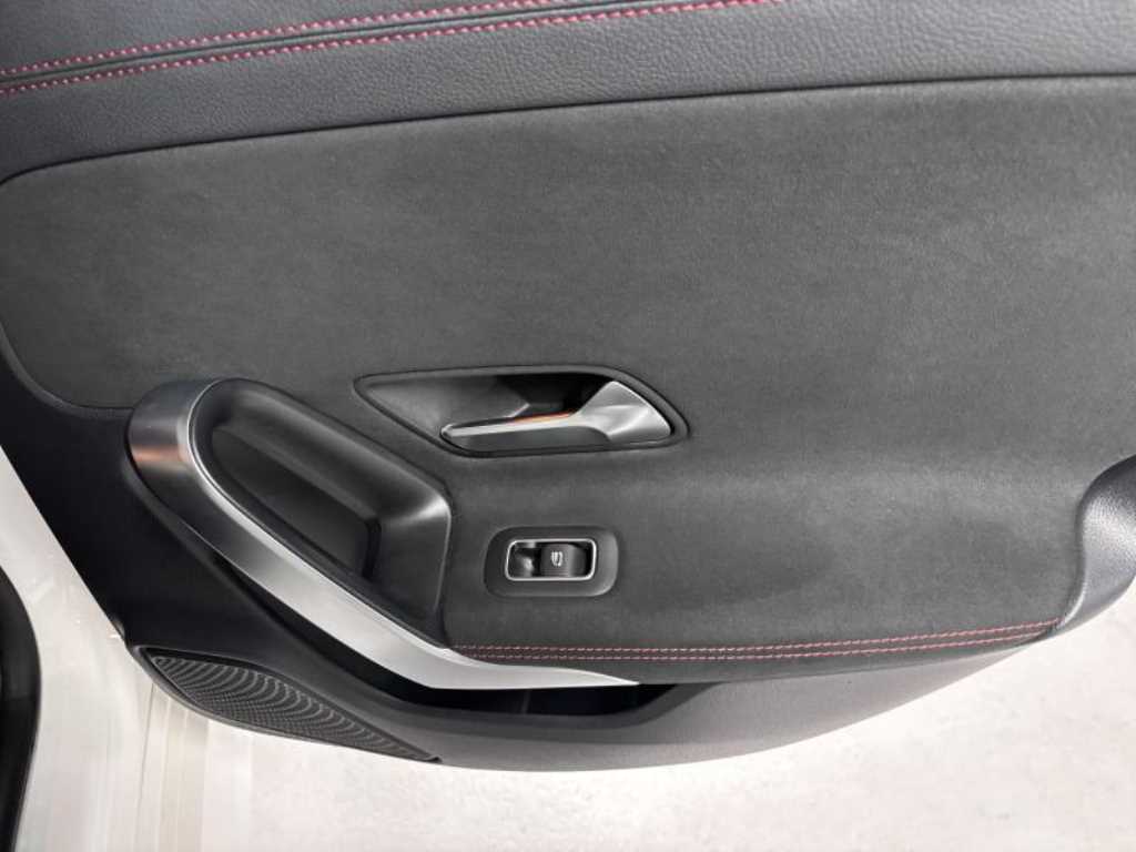 Mercedes Benz CLA Class 2020 Blanco - Importación desde Corea - HF Imports Iquique - Foto 16