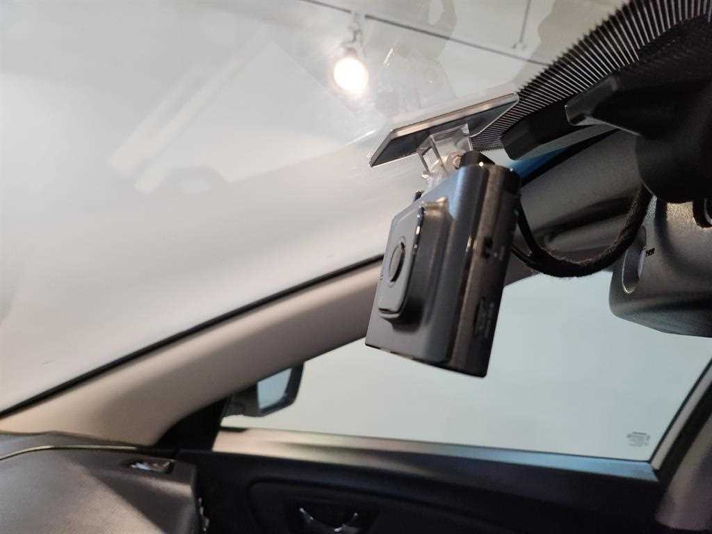 Ssangyong Tivoli 2020 Blanco - Importación desde Corea - HF Imports Iquique - Foto 17