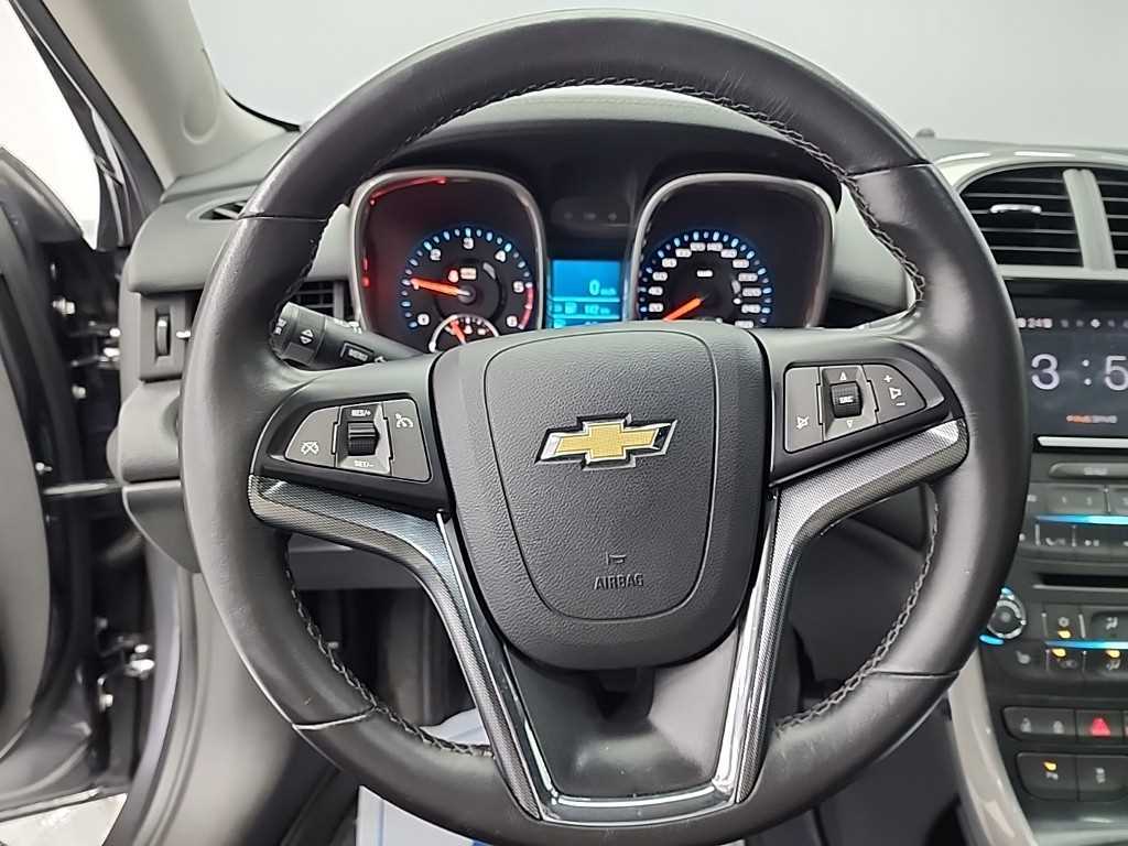 Chevrolet Malibu - Vista 9