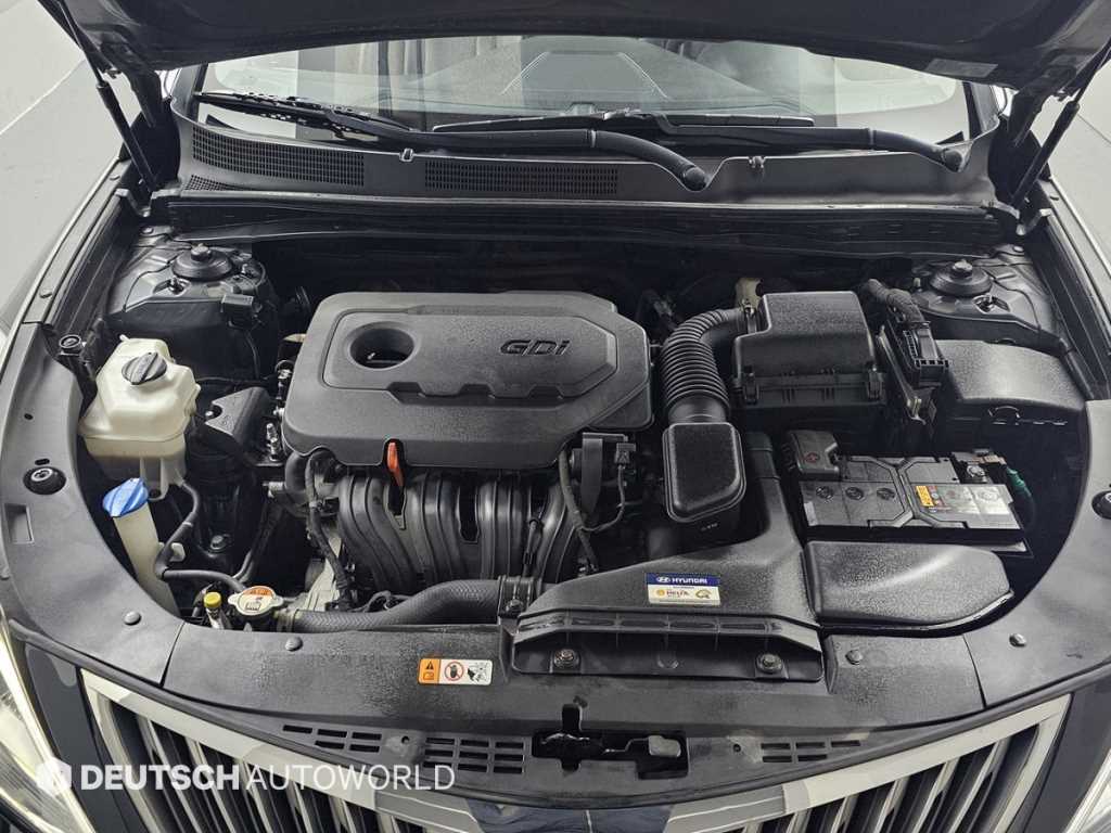 HYUNDAI Grandeur - Vista 6