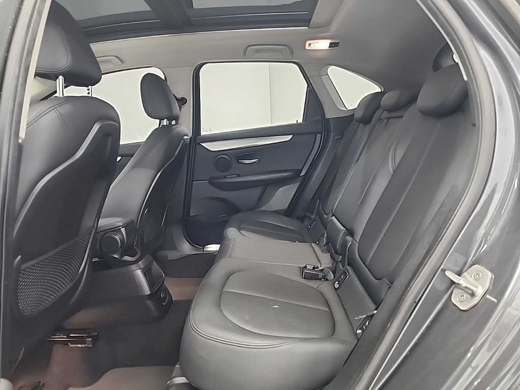 BMW 2 series - Vista 10