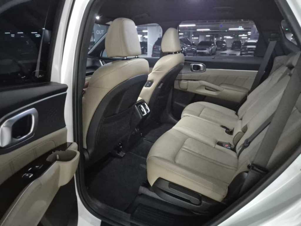 KIA Sorento - Vista 7