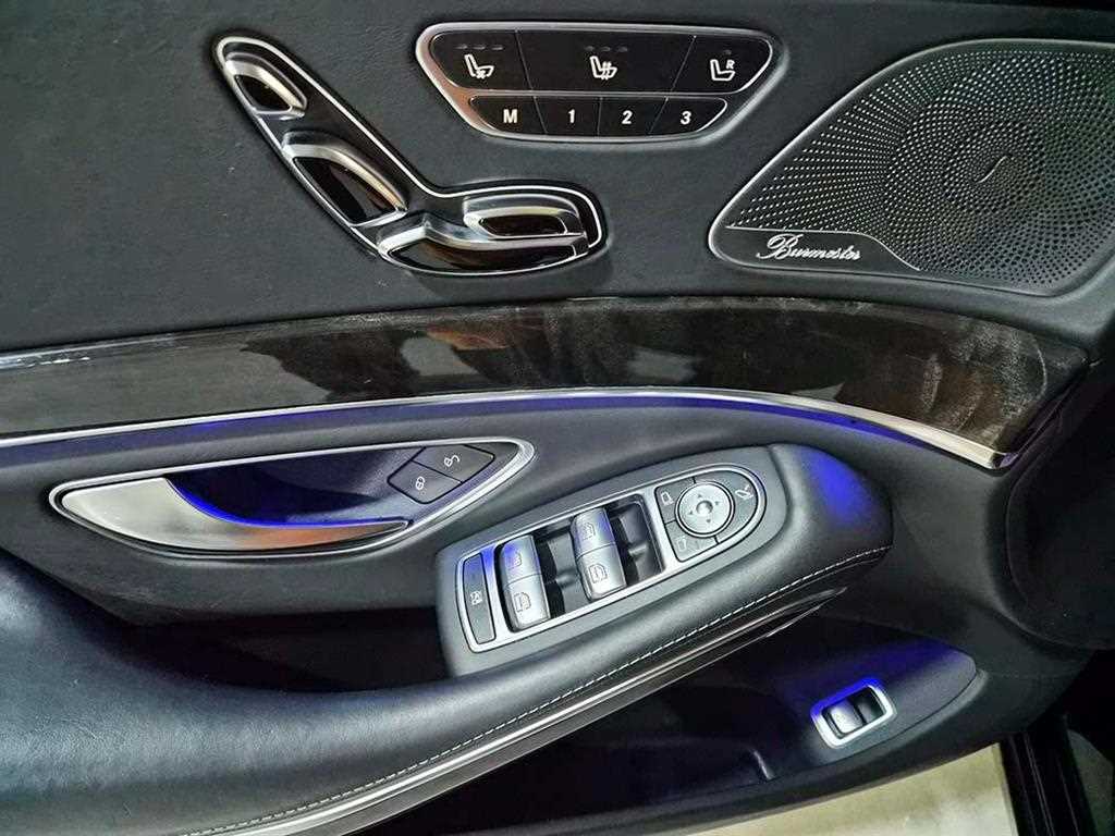 Mercedes Benz S Class - Vista 11