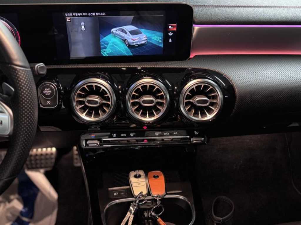 Mercedes Benz CLA Class - Vista 10