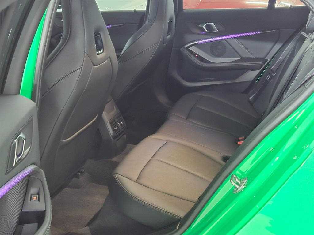 BMW 1 series 2022 Verde - Importación desde Corea - HF Imports Iquique - Foto 14