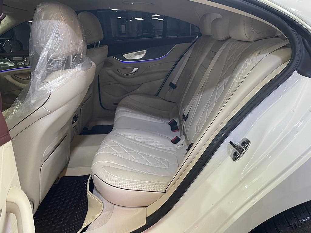 Mercedes Benz CLS Class - Vista 7