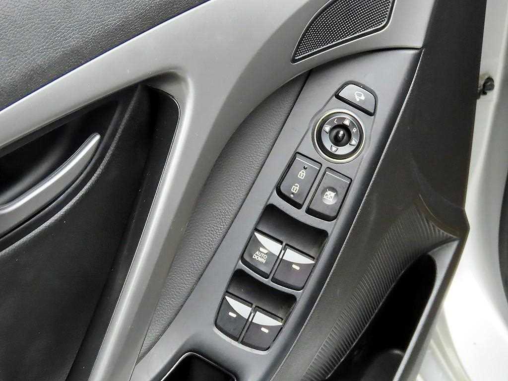 HYUNDAI Avante 2015 - Importación desde Corea - HF Imports Iquique - Foto 14