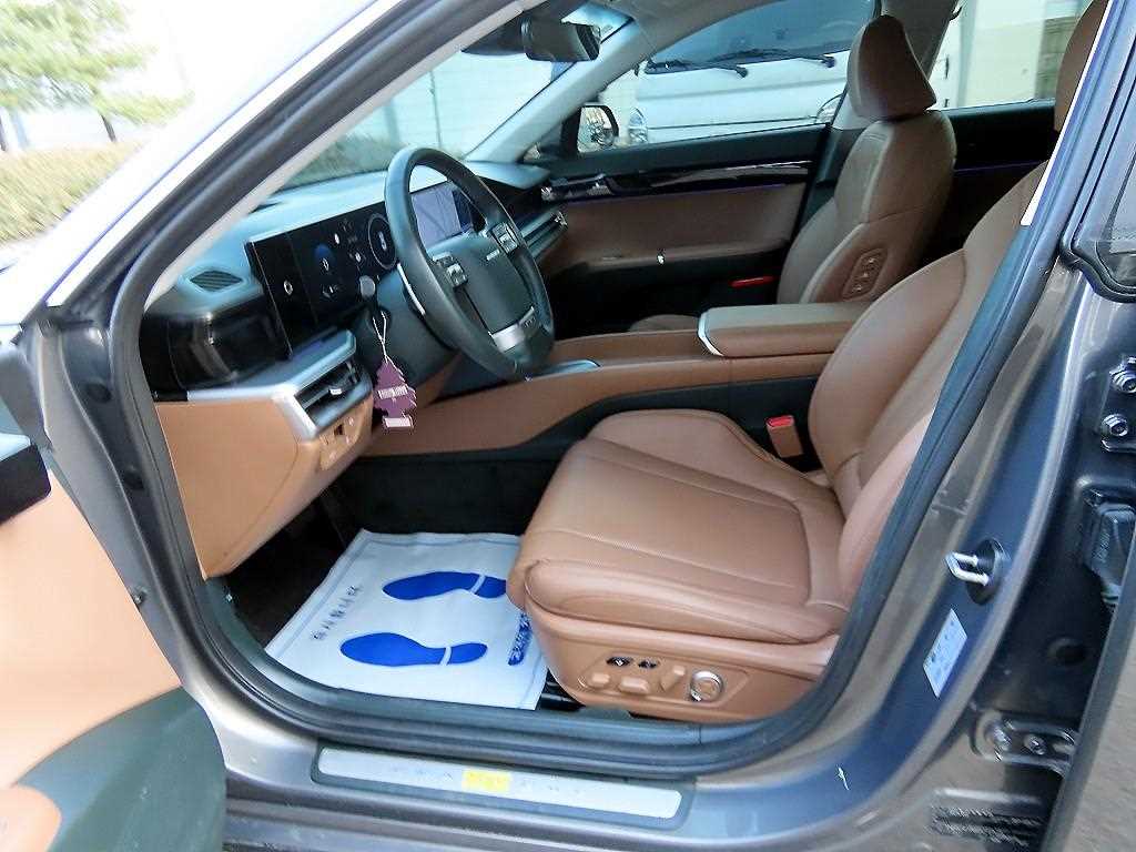 HYUNDAI Grandeur - Vista 5