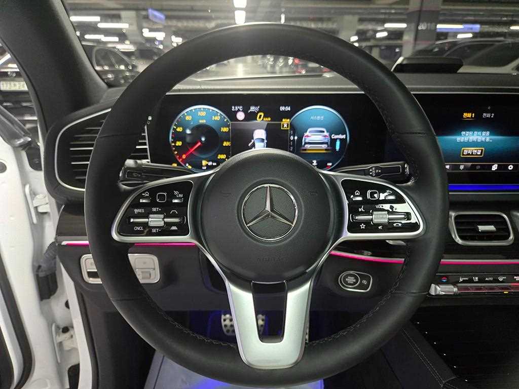 Mercedes Benz GLE Class - Vista 7