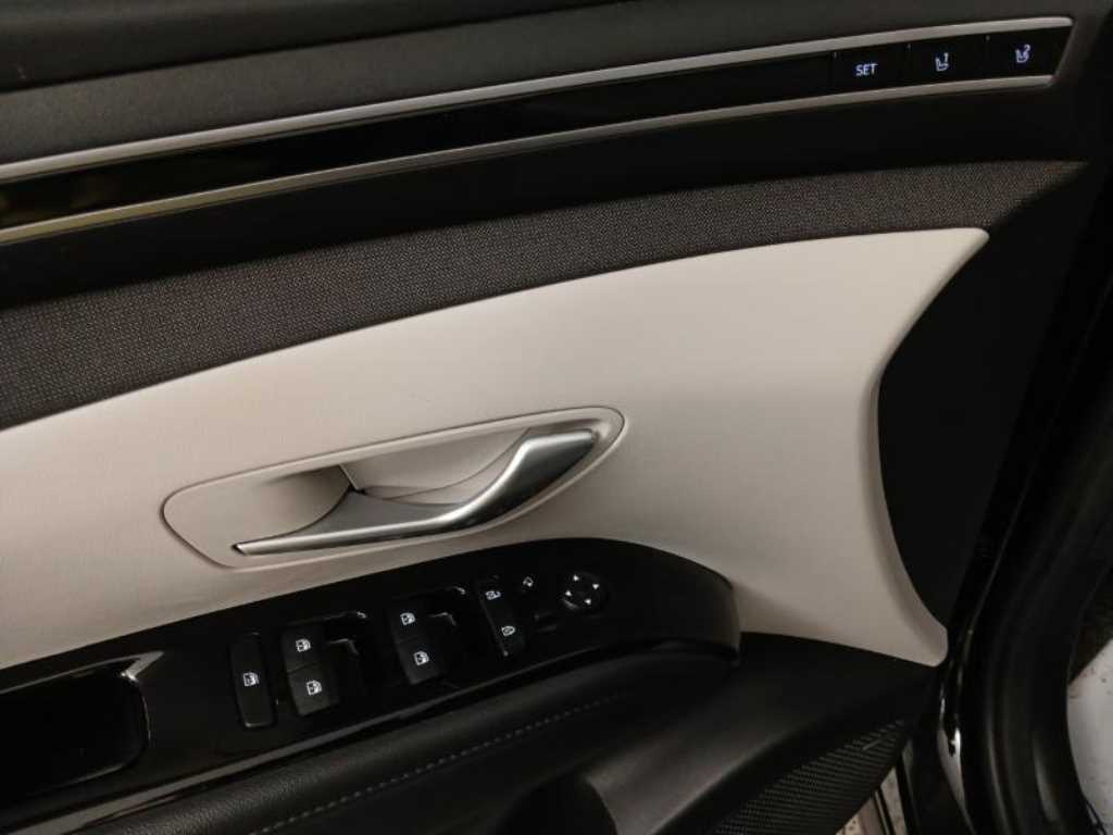 HYUNDAI Tucson - Vista 9