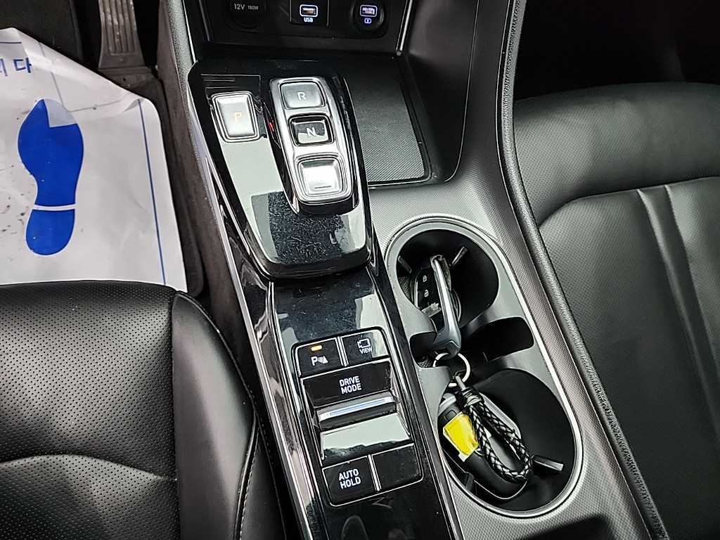 HYUNDAI Sonata - Vista 8