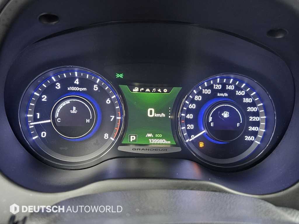 HYUNDAI Grandeur - Vista 8