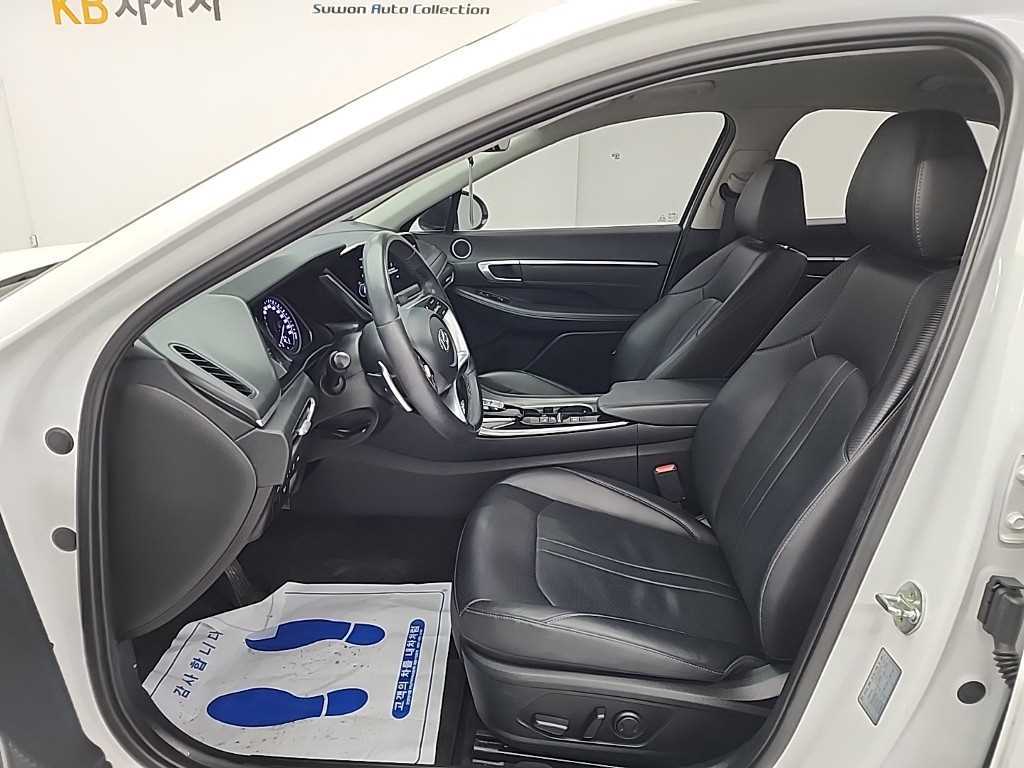 HYUNDAI Sonata - Vista 11