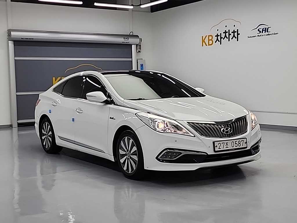 HYUNDAI Grandeur - Vista 4