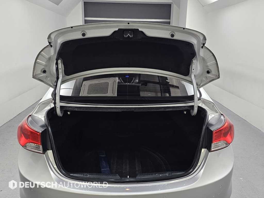 HYUNDAI Avante 2011 Gris - Importación desde Corea - HF Imports Iquique - Foto 20