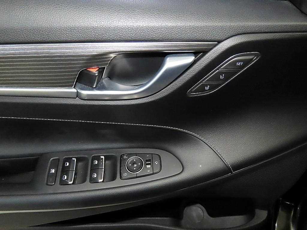 HYUNDAI Grandeur 2018 Negro - Importación desde Corea - HF Imports Iquique - Foto 13