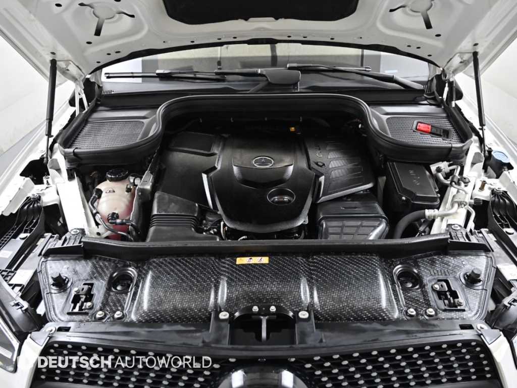 Mercedes Benz GLE Class - Vista 6