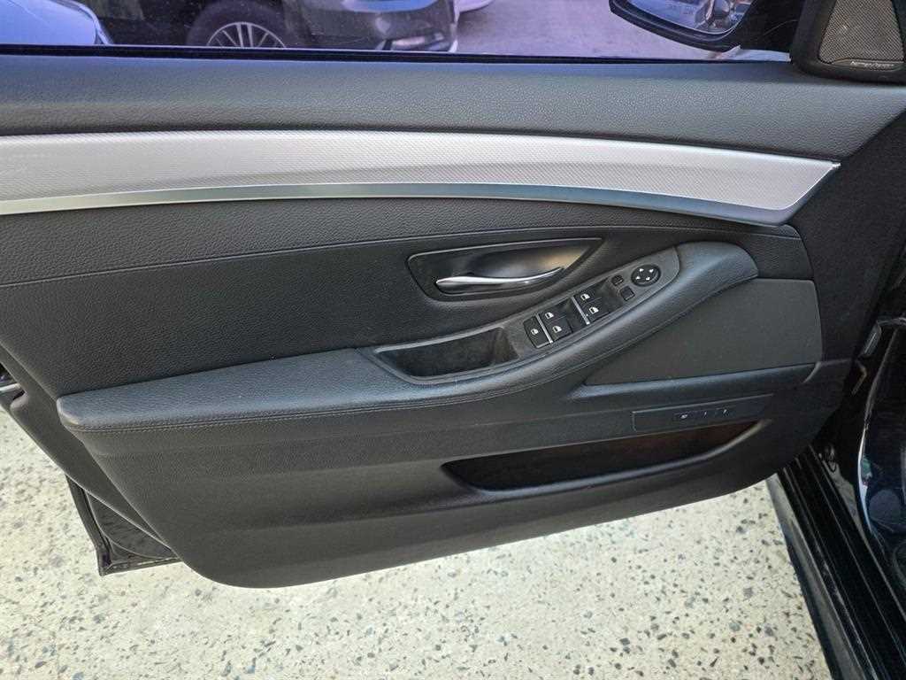 BMW 5 Series - Vista 4