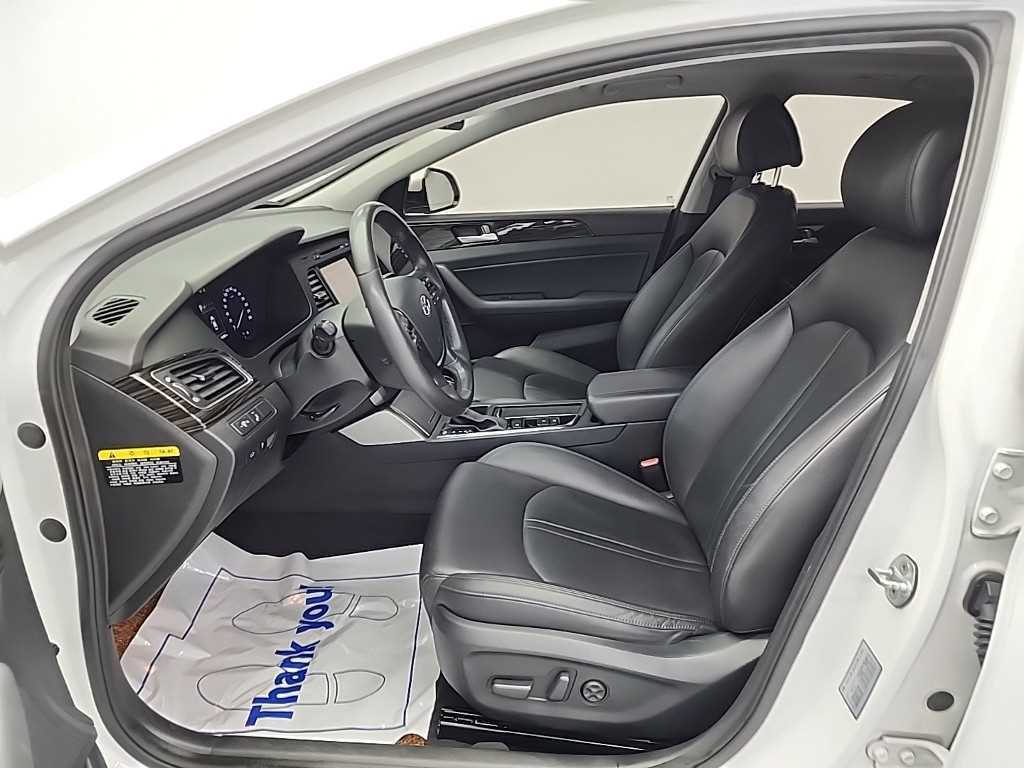 HYUNDAI Sonata - Vista 11