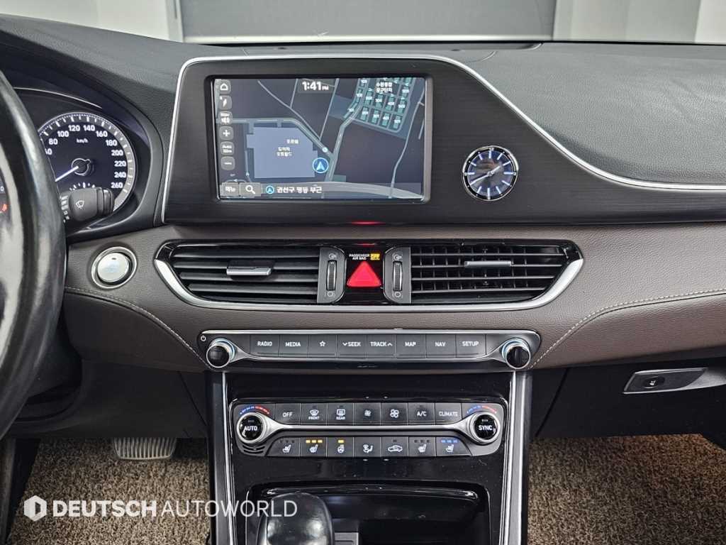 HYUNDAI Grandeur 2019 Blanco - Importación desde Corea - HF Imports Iquique - Foto 14