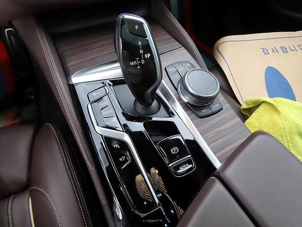 BMW 5 Series - Vista 11