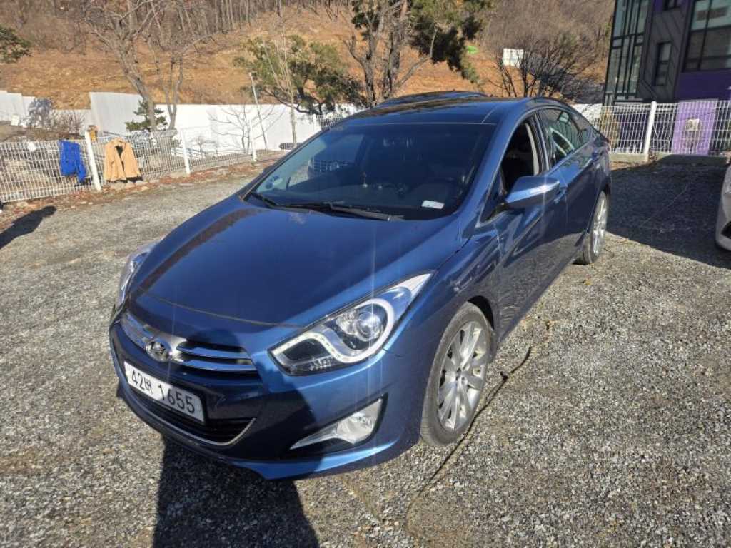 HYUNDAI i40 - Vista 2