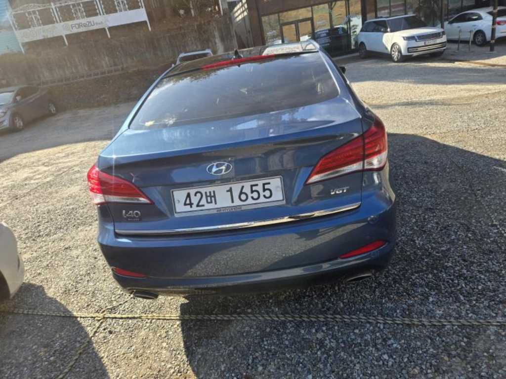 HYUNDAI i40 - Vista 3