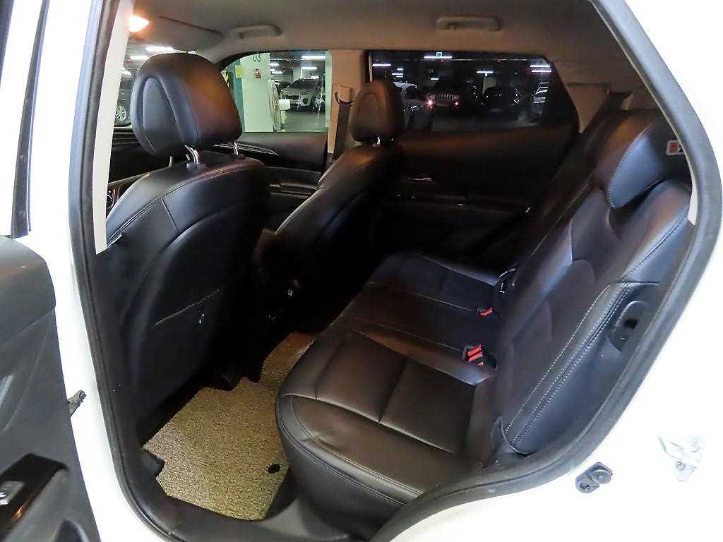 Ssangyong Korando - Vista 7