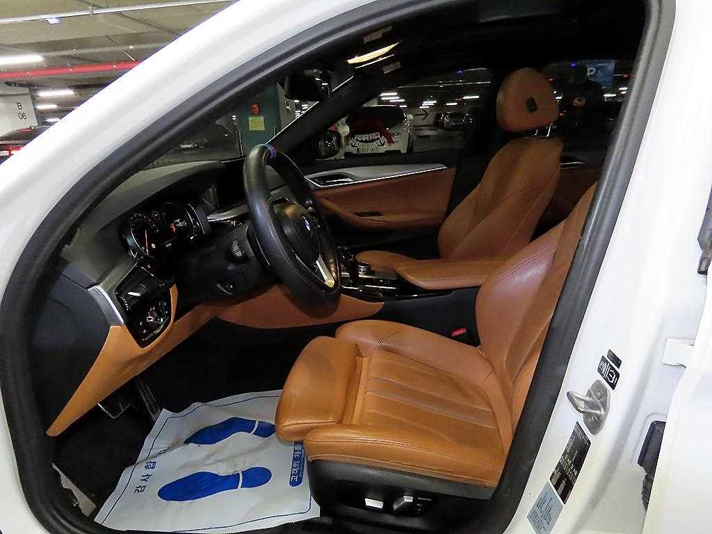 BMW 5 Series - Vista 6