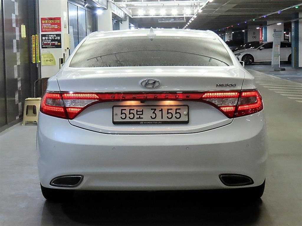 HYUNDAI Grandeur - Vista 5