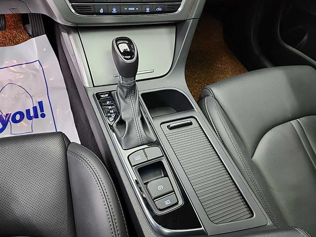 HYUNDAI Sonata - Vista 8