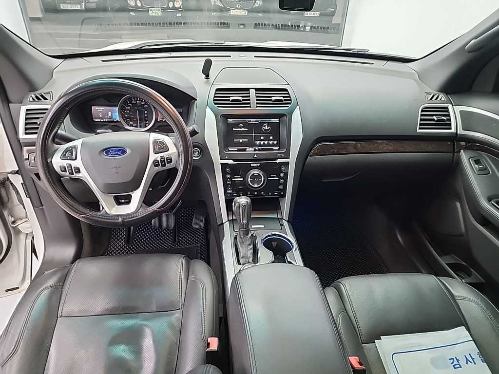 Ford Explorer - Vista 7