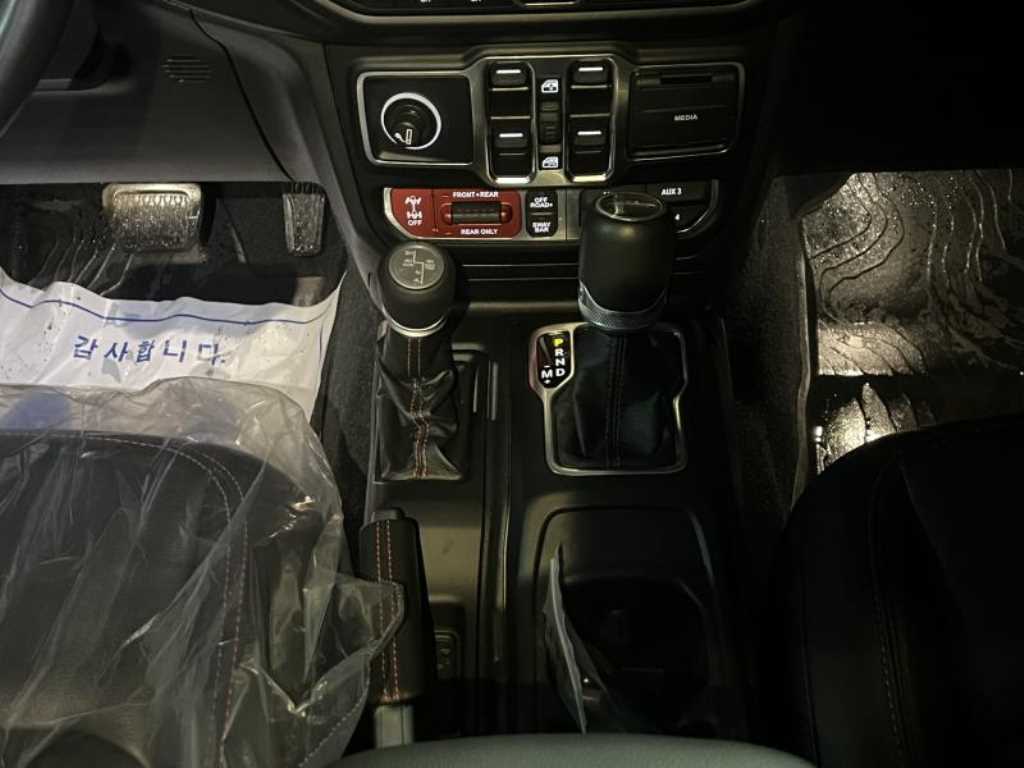 Jeep Gladiator - Vista 11