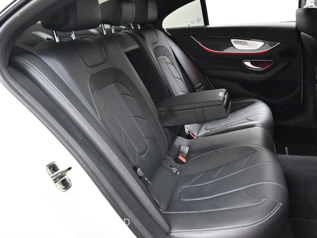 Mercedes Benz CLS Class - Vista 12