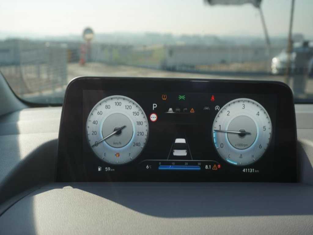 HYUNDAI Staria - Vista 6