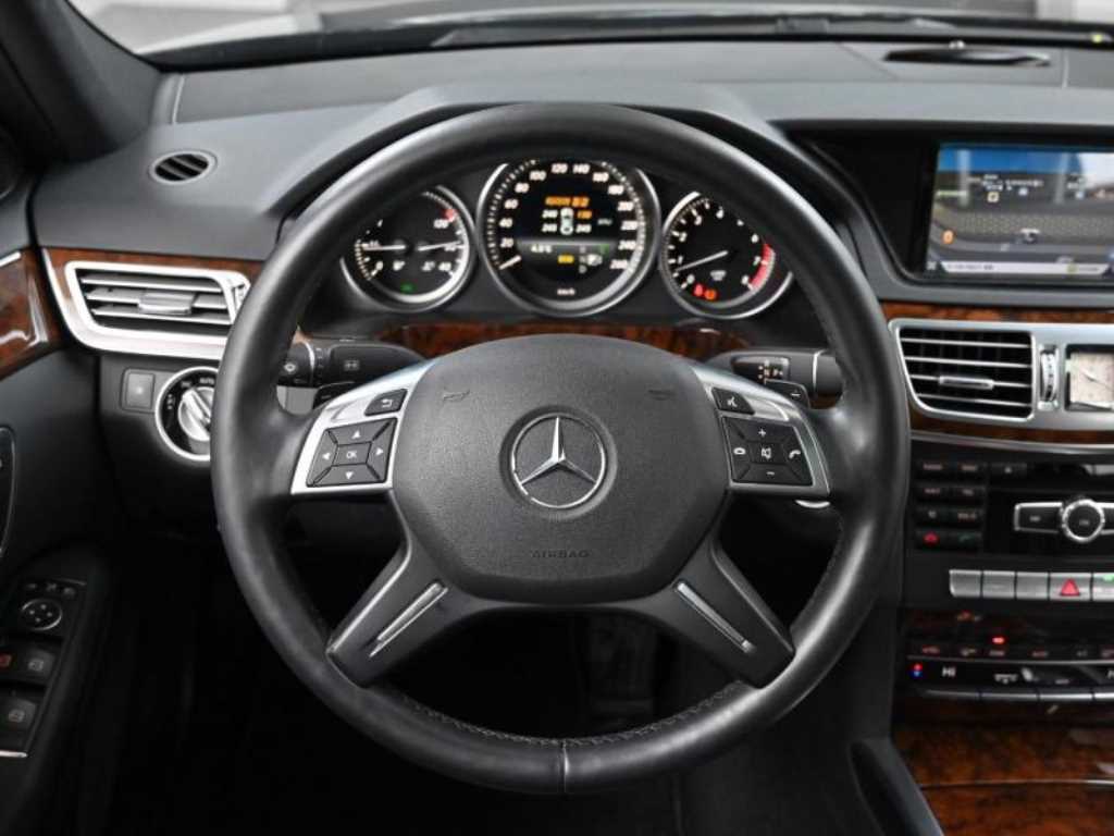 Mercedes Benz E class 2014 Negro - Importación desde Corea - HF Imports Iquique - Foto 13