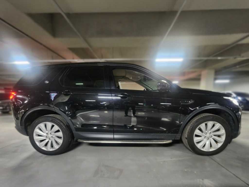 Land Rover Discovery Sports - Vista 3