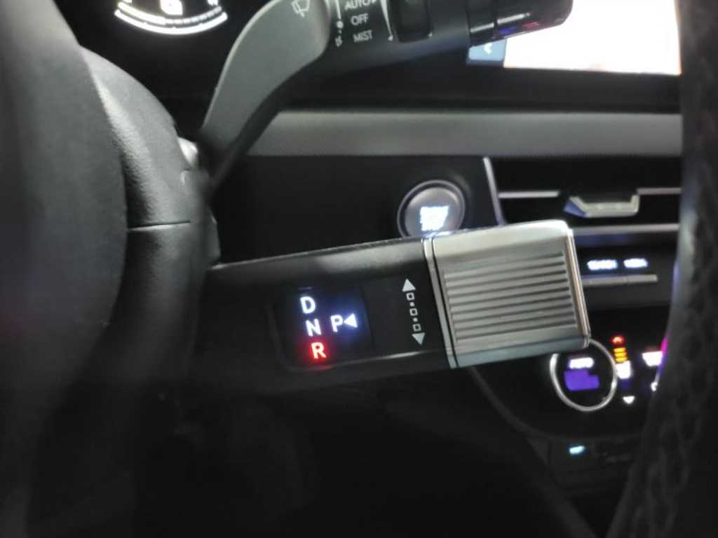 HYUNDAI Sonata - Vista 10