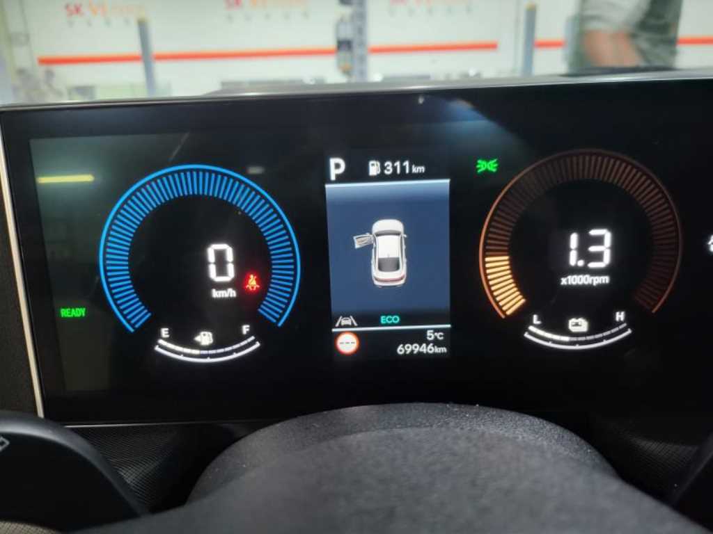 HYUNDAI Sonata - Vista 7